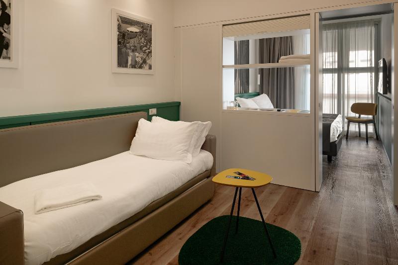 Hotel Smart - Harbour 4*